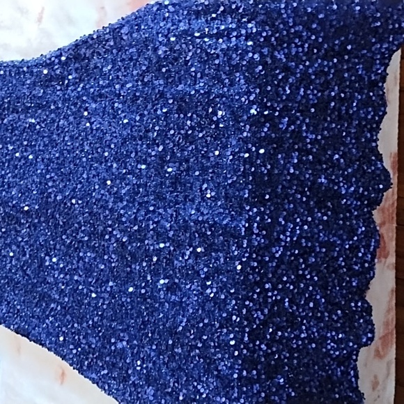 Sequin Mermaid Hem Gown - Picture 7 of 14